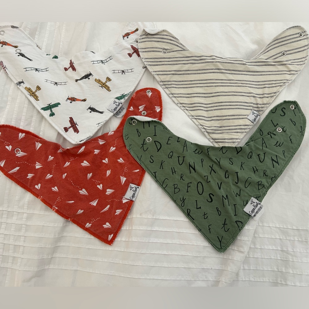 Baby Bibs Baby Bandana set of 4 airplane theme on 2. Brand Copper Pearl